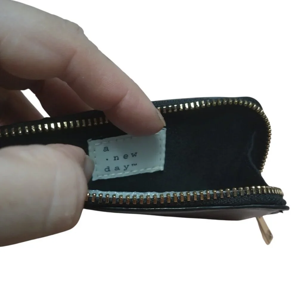 A New Day Black Card Case Pouch ID Wallet L-Zip Keyring Classic Faux Leather NEW